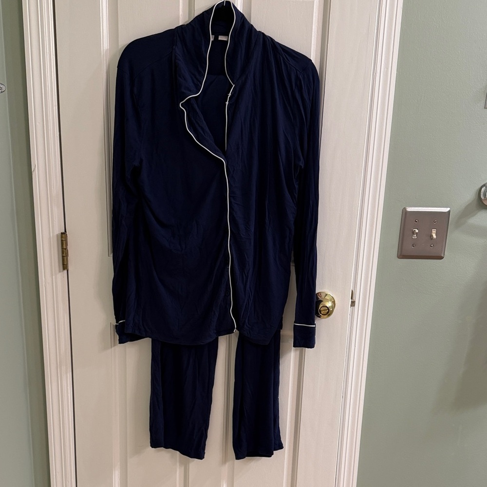 Nordstrom Navy Blue Pajama Set with White Piping
